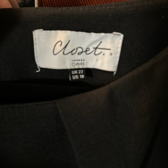 Closet London Curves - Picture 2 of 2